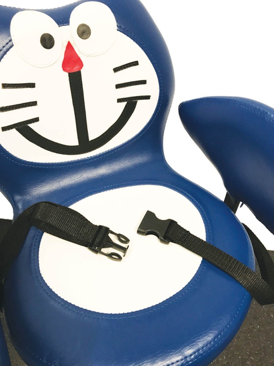 Silla peluquería niños Doraemon