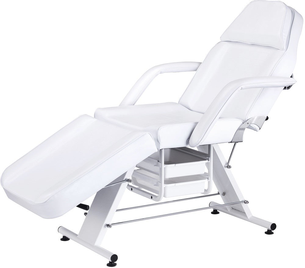 Camilla Rachel con cajonera